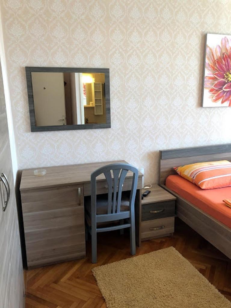 Apartments And Rooms By The Sea Barbat, Rab - 4973 Rab Town Oda fotoğraf